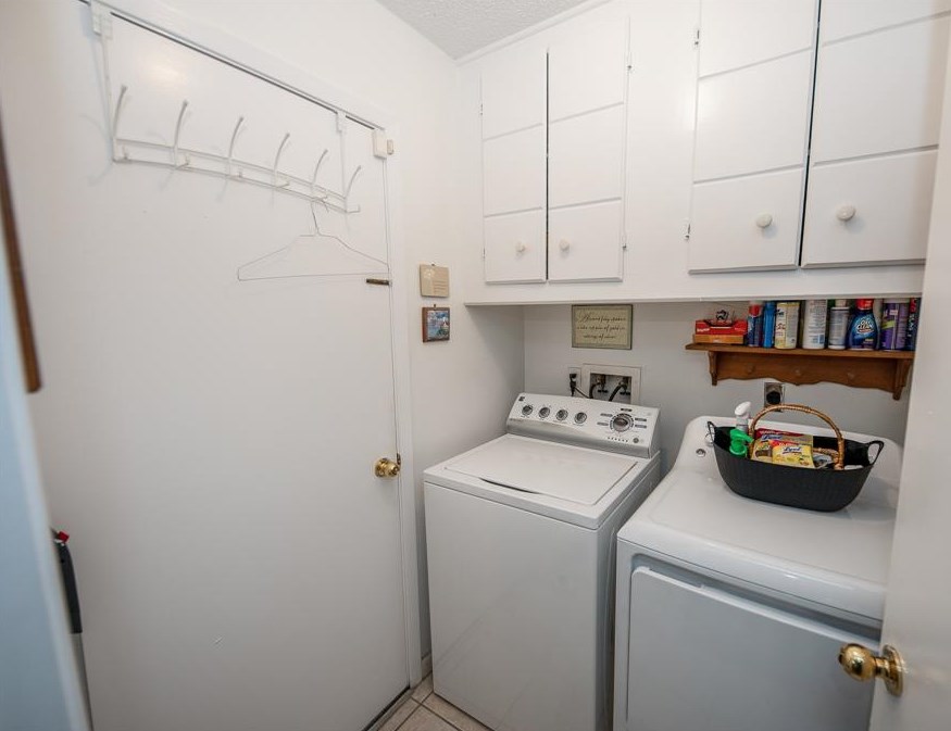 1919 Vinces Brg, Sugar Land TX 77478-4255 exterior