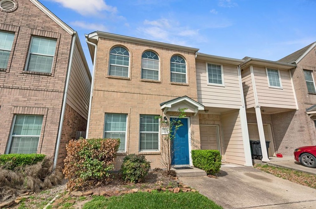 223 Plaza Del Sol Park, Houston, TX 77020