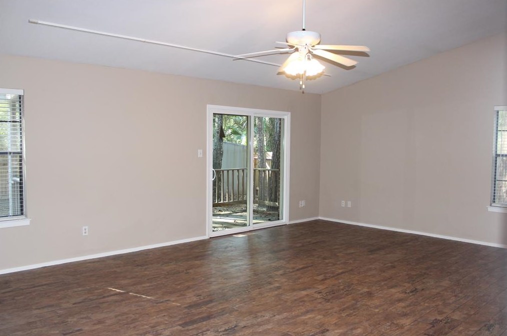 37 Dellforest Ct, Spring TX  77381-3610 exterior