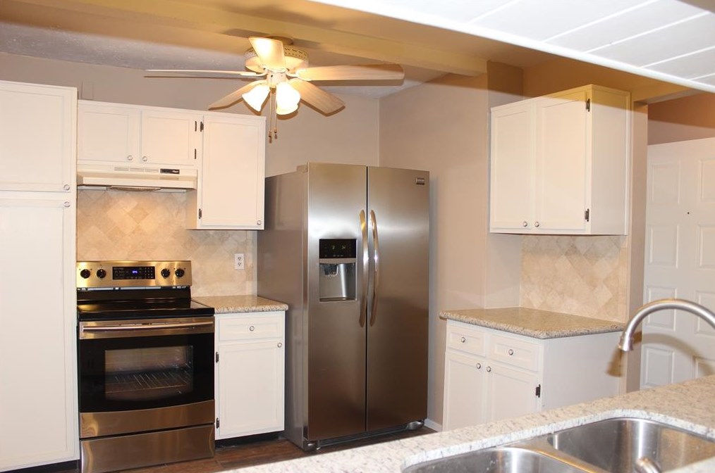 37 Dellforest Ct, Spring TX  77381-3610 exterior