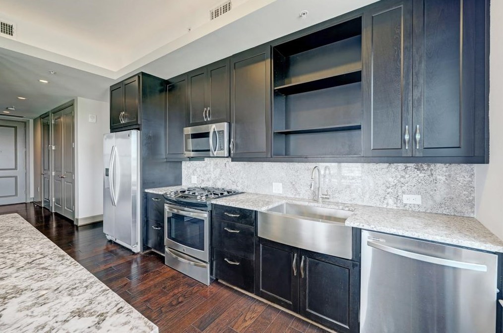 4 Chelsea Blvd #1411, Houston, TX 77006