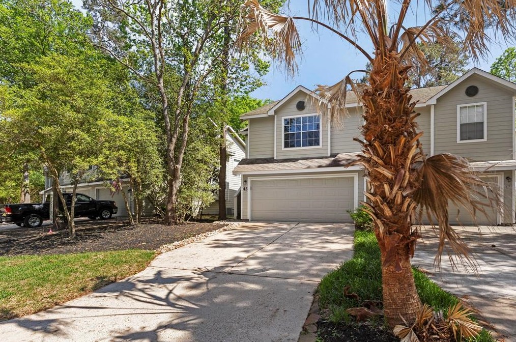 43 Walden Elms Cir, Spring, TX 77382-4201