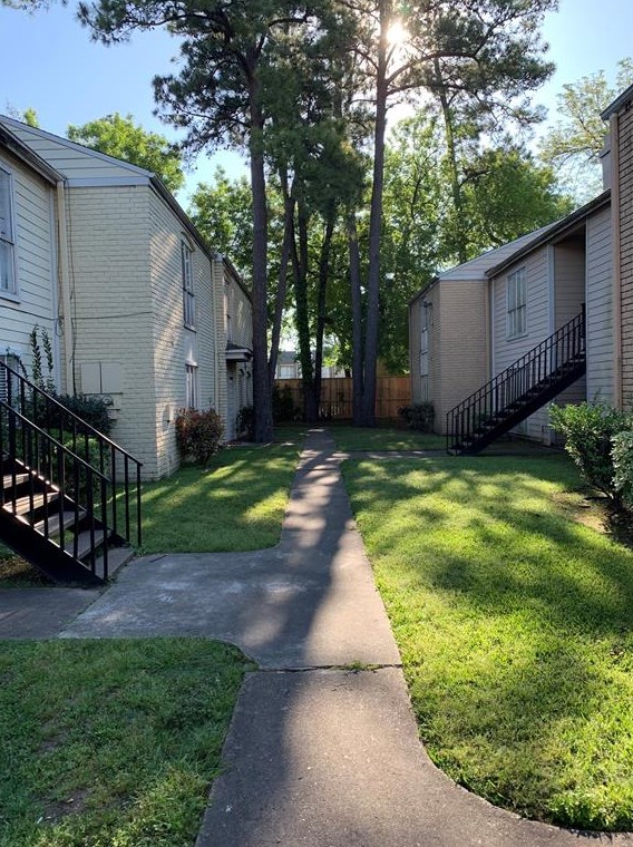 6200 W Tidwell Rd Apt 303, Houston, TX 77092