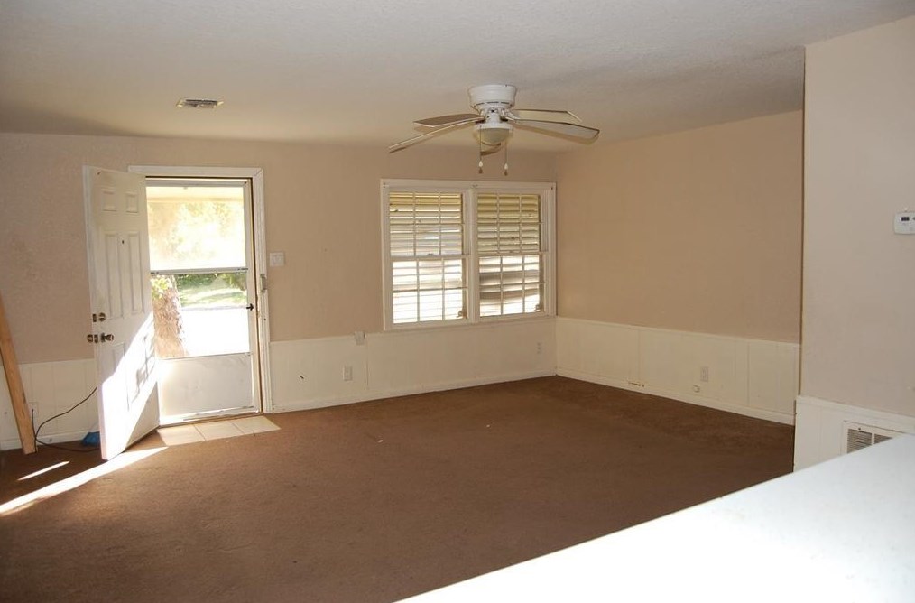 1309 13th St N, Texas City, TX 77590