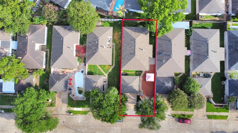 16206 New Field Dr, Houston, TX 77082-2831
