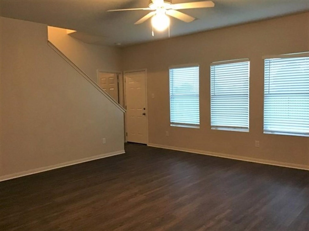 19306 English Pine Ct, Tomball, TX 77375