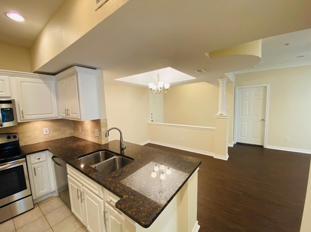 2350 Westcreek Ln #6307, Houston, TX 77027