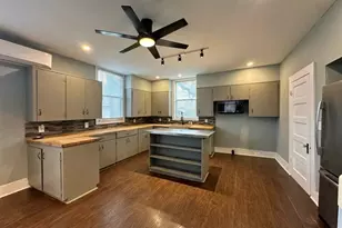 236 8th St, Somerville, TX 77879 - Photo 2