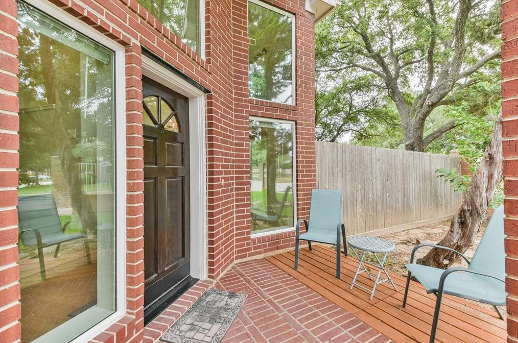 10239 Sable Trail Ln, Houston, TX 77064-5720