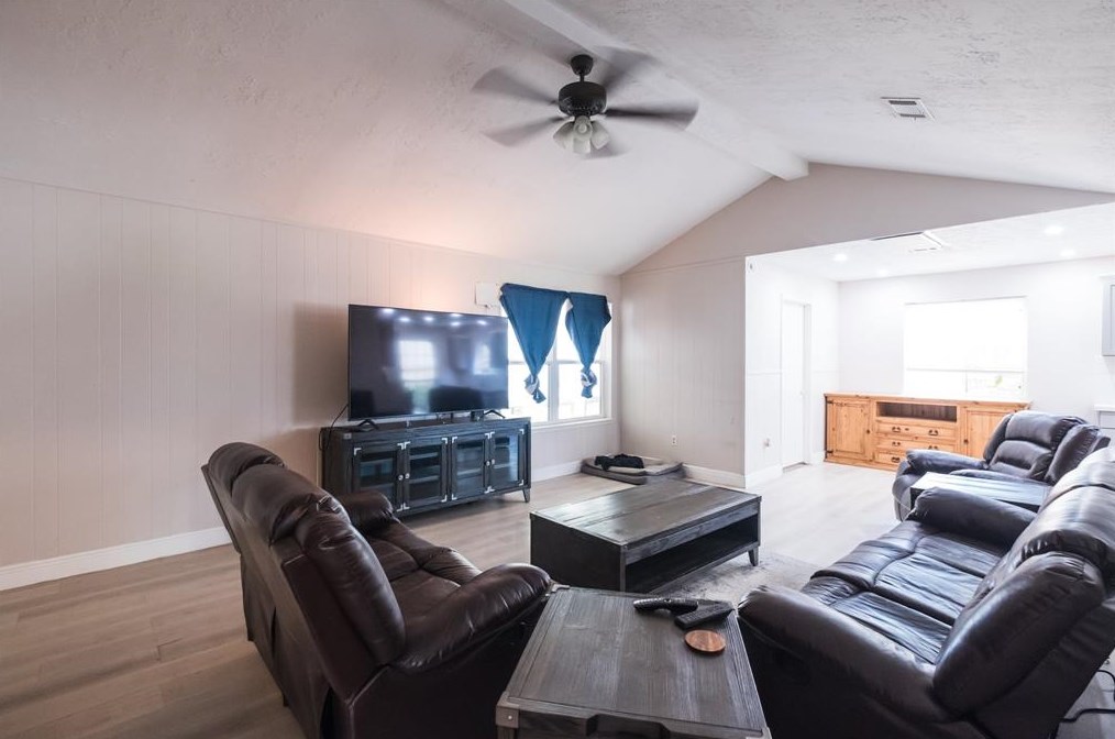 510 Rockpoint Dr, Katy, TX 77450-2439