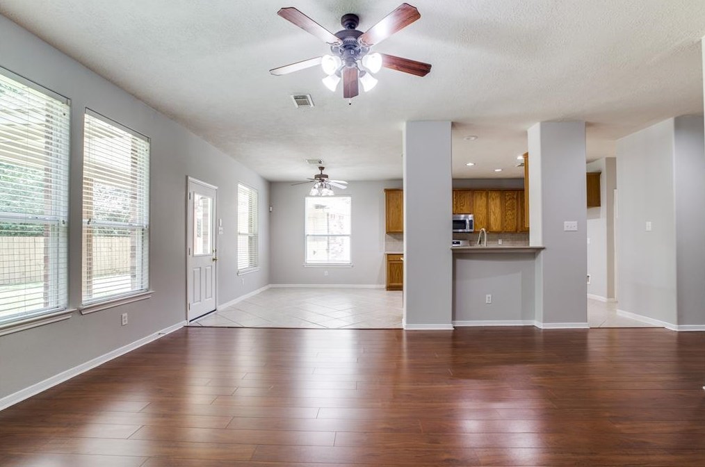 2106 Long Trl Path Ct, Spring TX 77373-7646 exterior