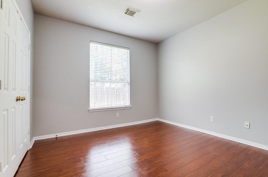 2106 Long Trl Path Ct, Spring TX 77373-7646 exterior