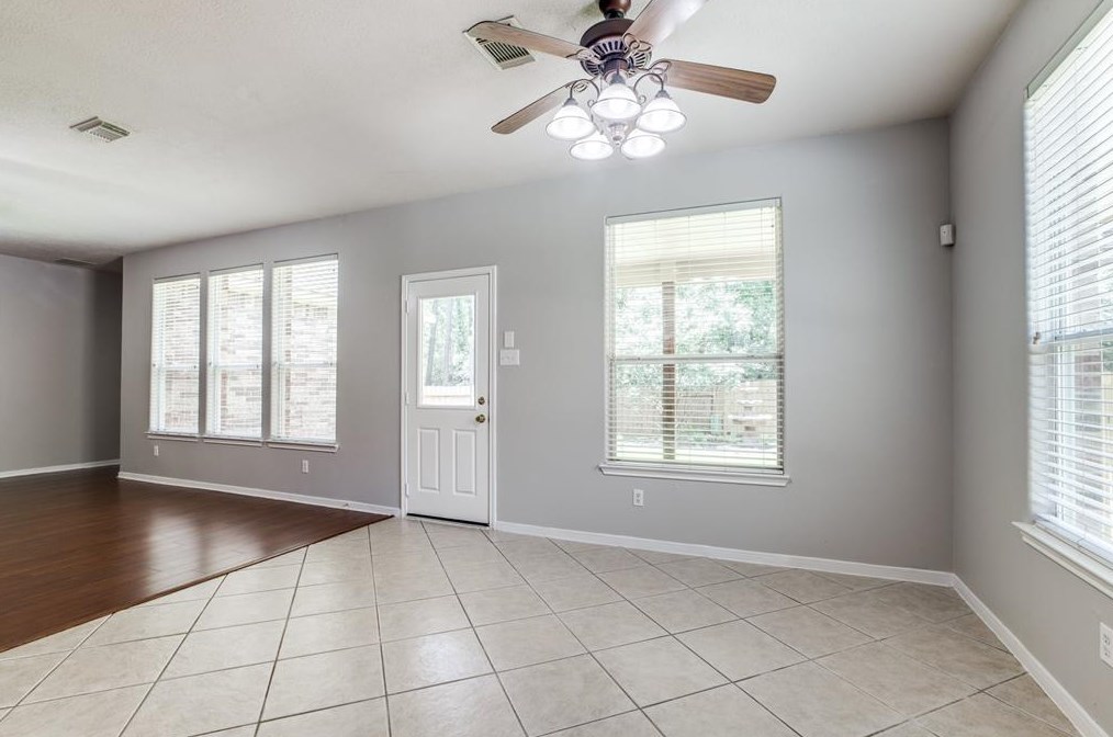 2106 Long Trl Path Ct, Spring TX 77373-7646 exterior