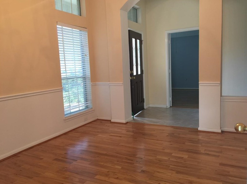 210 Cedar Lake Dr, League City, TX 77573