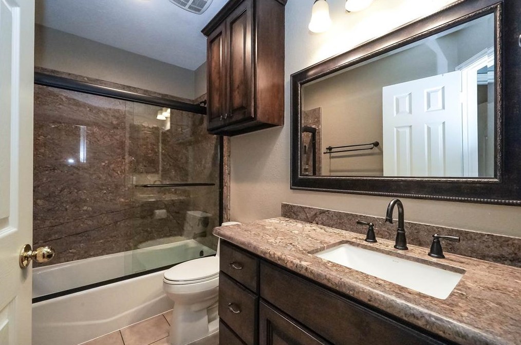17219 Crown Mdw Ct, Houston TX  77095-4320 exterior