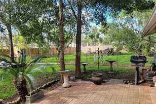 209 Montclaire Dr Dr, West Columbia, TX 77486 - Photo 14