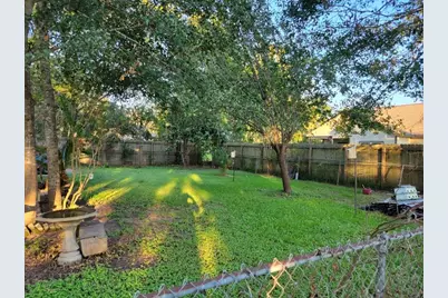 209 Montclaire Dr Drive, West Columbia, TX 77486 - Photo 12