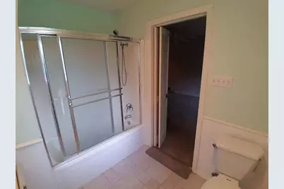 209 Montclaire Dr Drive, West Columbia, TX 77486 - Photo 10