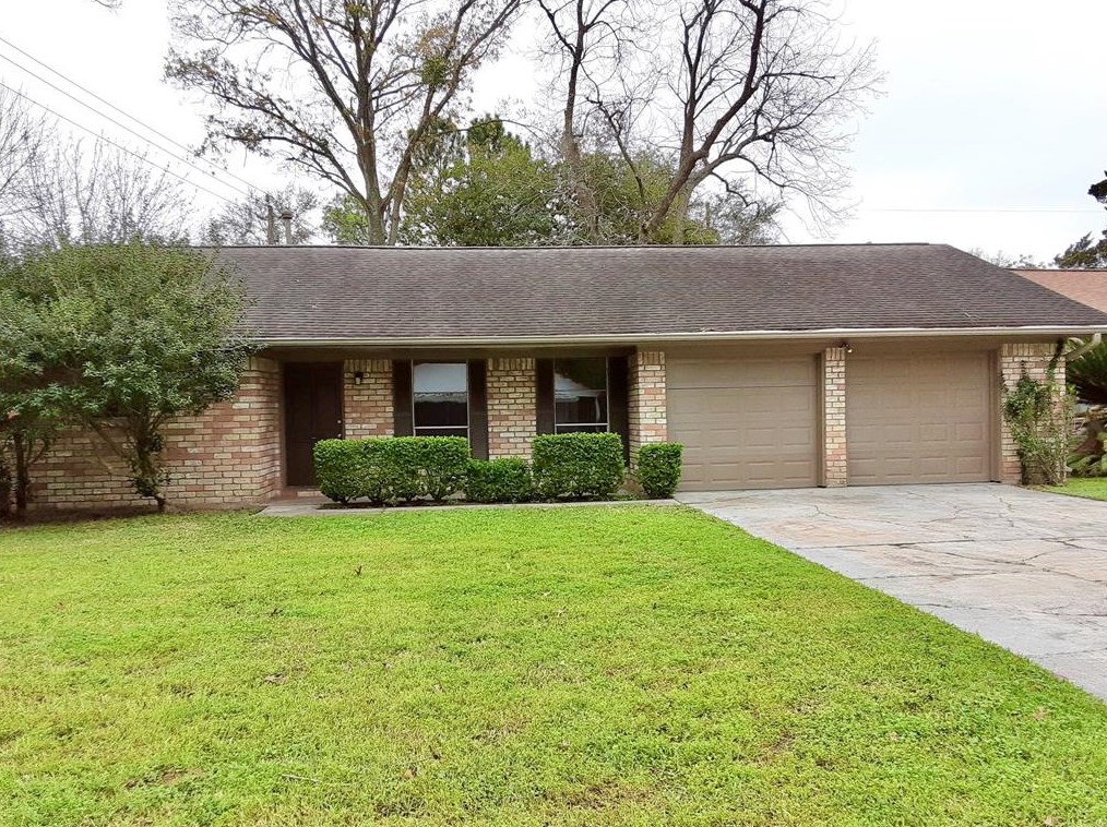 9507 Weatherwood Dr, Houston, TX 77080-5331