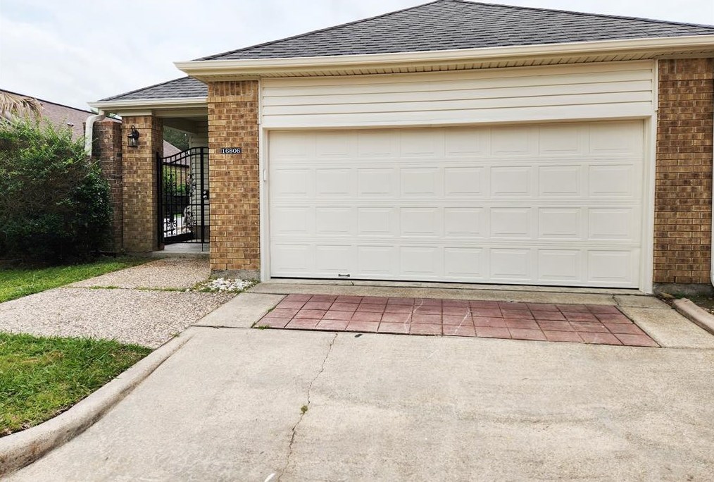 16806 Fallen Leaf Way, Houston, TX 77058
