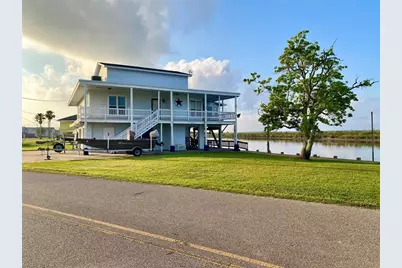 102 Redfish Drive, Freeport, TX 77541 - Photo 2