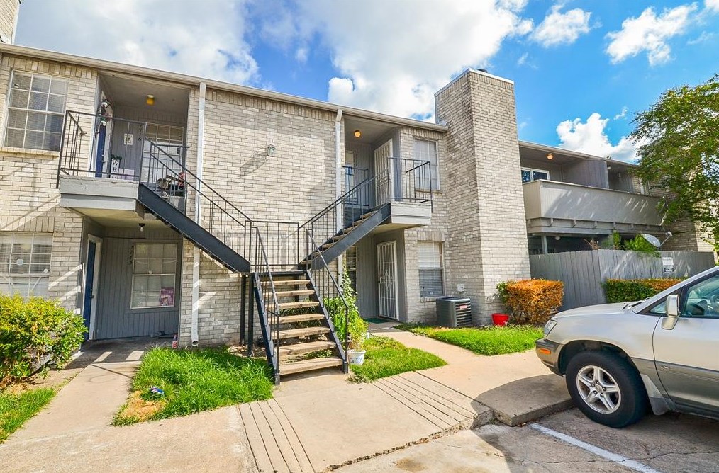 9700 Leawood Blvd #1714, Houston, TX 77099