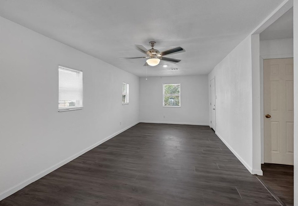 4134 Larkspur St, Houston, TX 77051