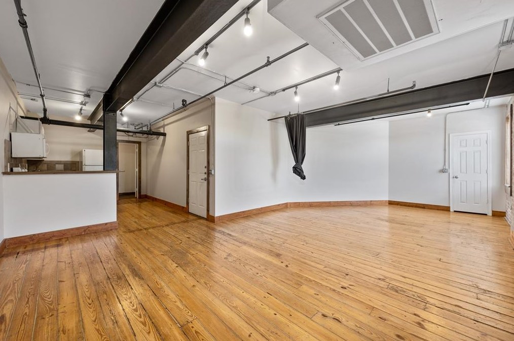 1011 Wood St #203a, Houston, TX 77002