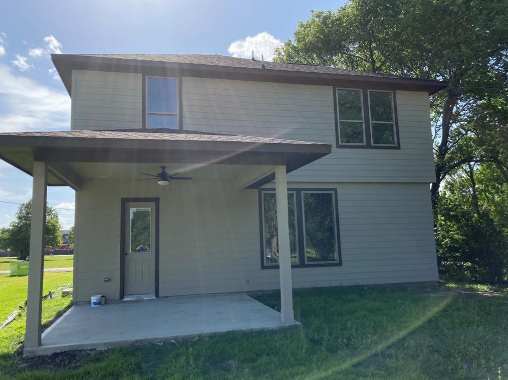 407 S 15th St, Morgans Point, TX 77571