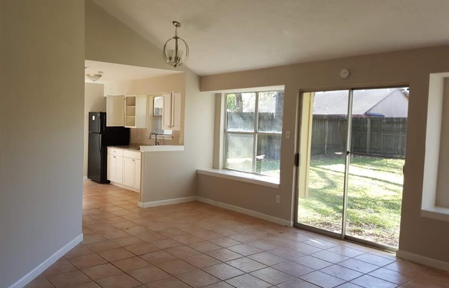 12311 Kings Chase Dr, Houston, TX 77044