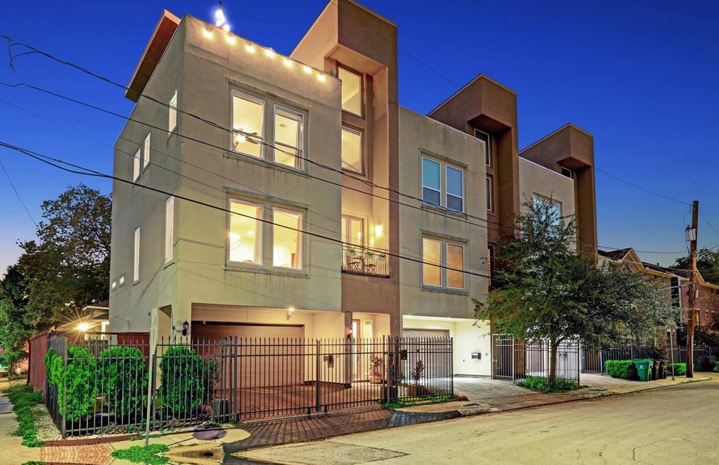 2022 Converse St, Houston, TX 77006