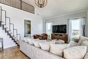 1395 Keith Ave, Gilchrist, TX 77617 - Photo 24