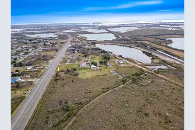 4811 Highway 6, Hitchcock, TX 77563 - Photo 4