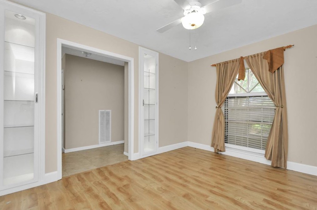 9626 Eday Dr, Spring TX  77379-4319 exterior