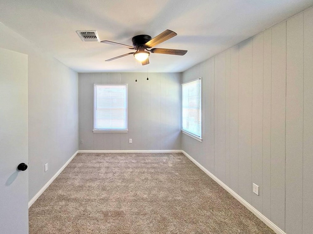 515 Mobile Dr, Pasadena TX 77506-1718 exterior