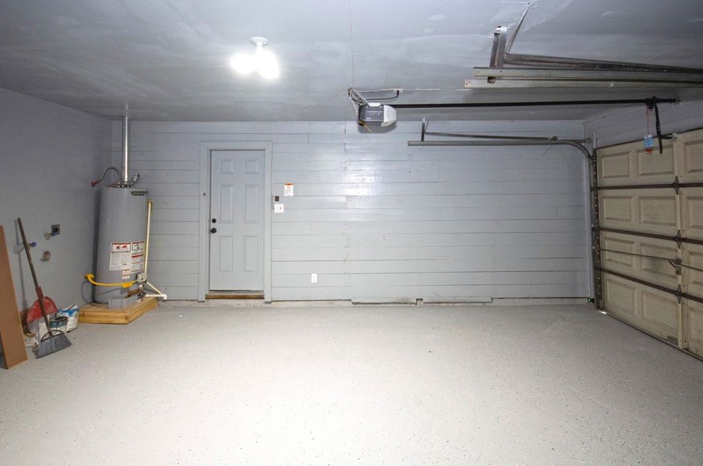 515 Mobile Dr, Pasadena TX 77506-1718 exterior