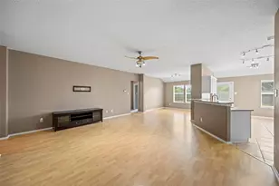 9510 Barr Spring Dr, Humble, TX 77396 - Photo 6