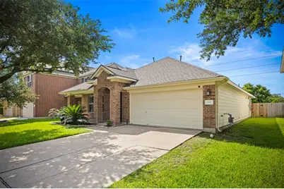9510 Barr Spring Drive, Humble, TX 77396 - Photo 2