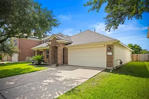 9510 Barr Spring Dr, Humble, TX 77396 - Photo 2
