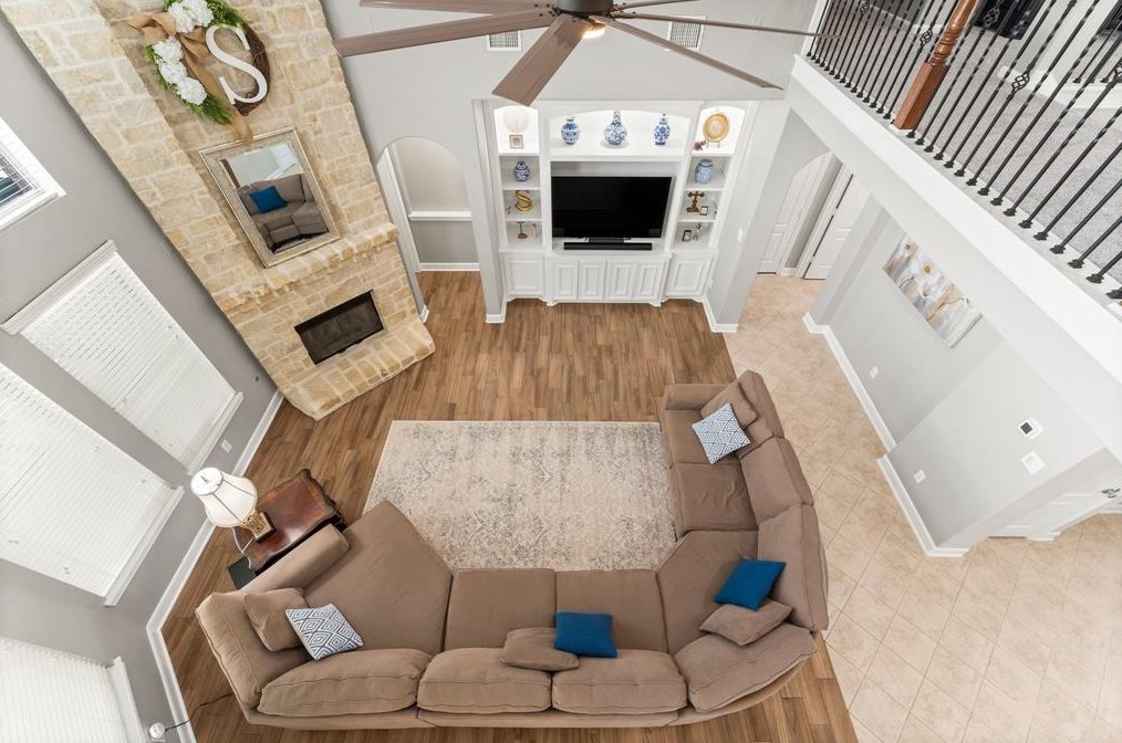 15811 Maple Shr Dr, Houston TX  77044-4485 exterior