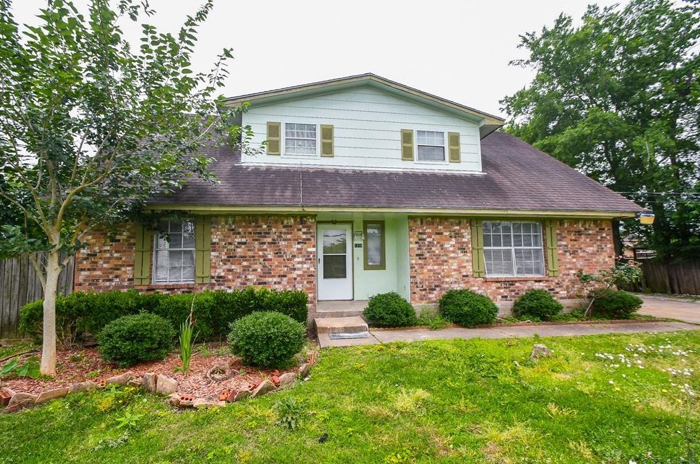 1310 Avenue G, South Houston, TX 77587