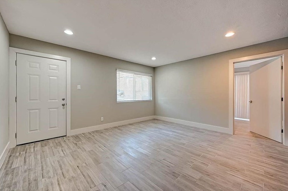 12633 Memorial Dr Apt 199, Houston, TX 77024