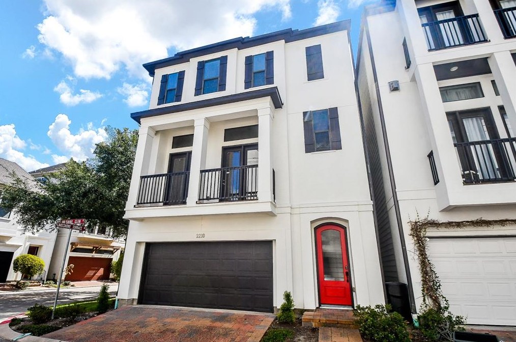 2210 Hilshire Glen Ct, Houston, TX 77080-6034