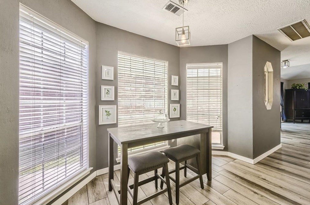 5827 Cinnamon Crk Cir, Houston TX  77084-2149 exterior