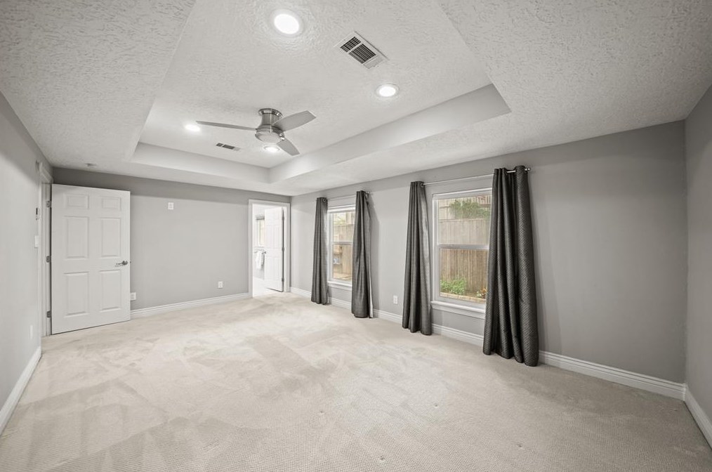 1226 Welch, Houston TX  77006-1308 exterior