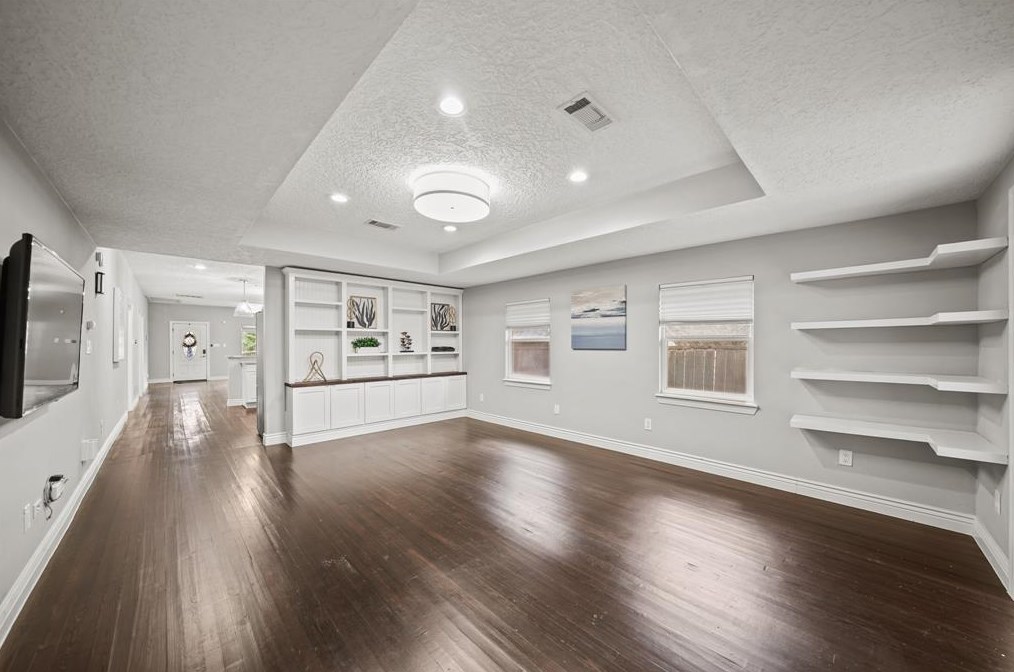 1226 Welch, Houston TX  77006-1308 exterior