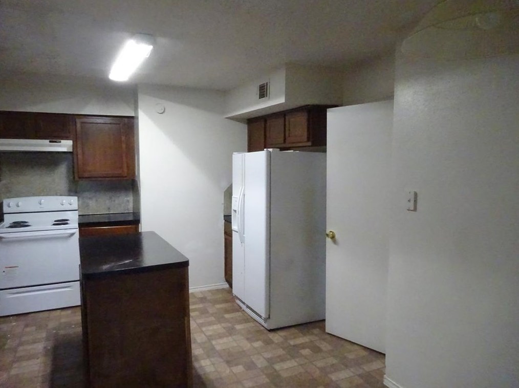 15527 Weldon Dr, Houston, TX 77032