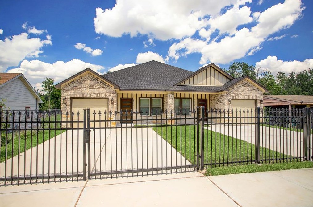 3621 Fuqua St #a, Houston, TX 77047
