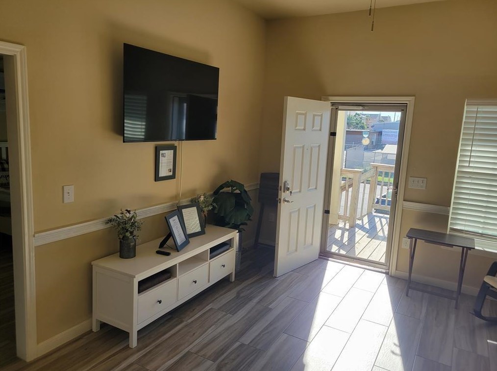 1218 42nd St, Galveston TX  77550-3935 exterior