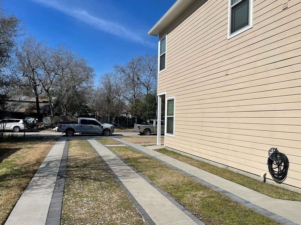 3406 Elser St, Houston, TX 77009